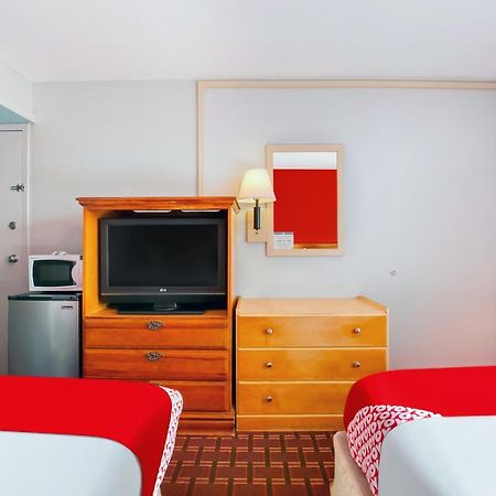 Oyo Hotel Houston Southwest I-69 Екстер'єр фото