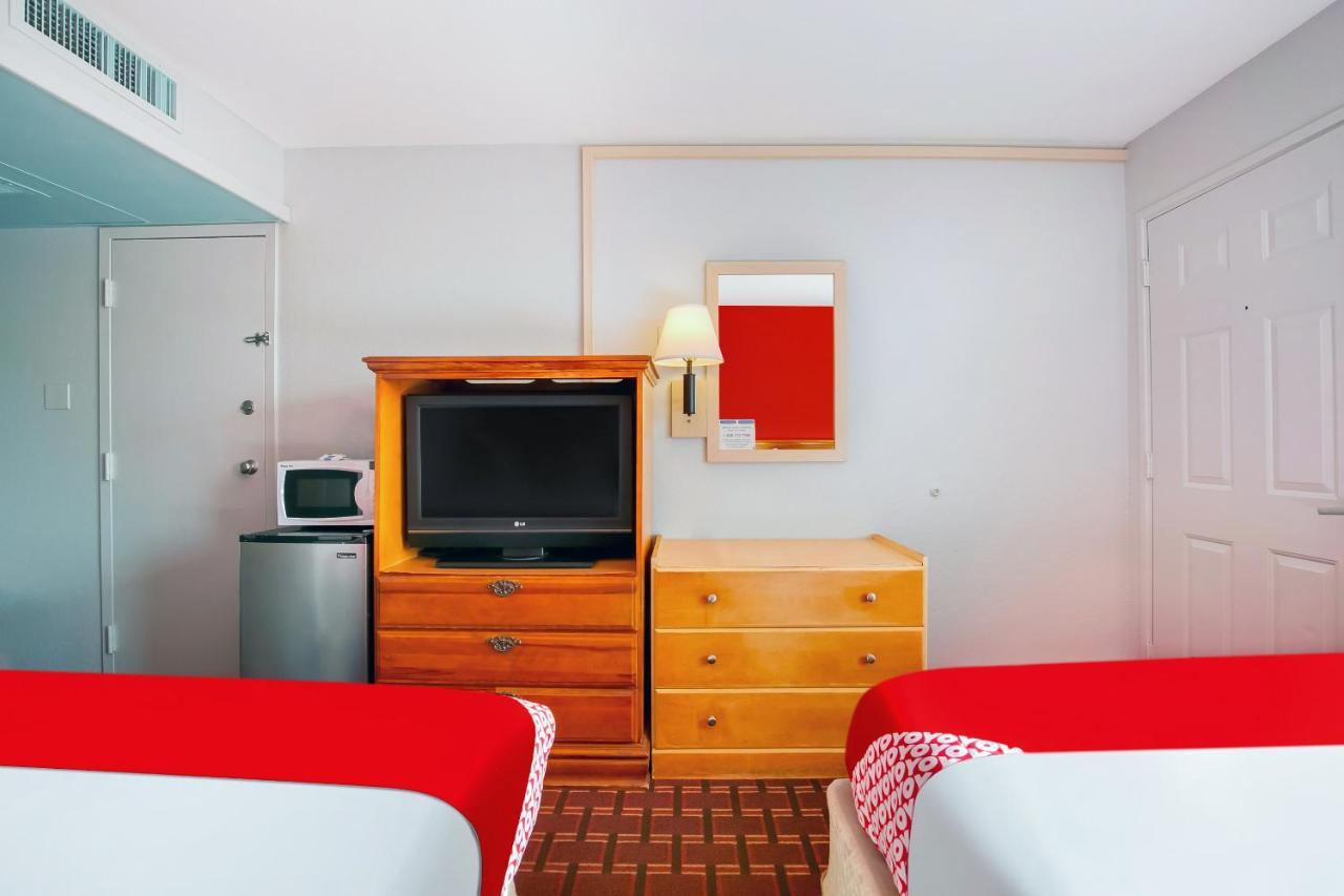 Oyo Hotel Houston Southwest I-69 Екстер'єр фото